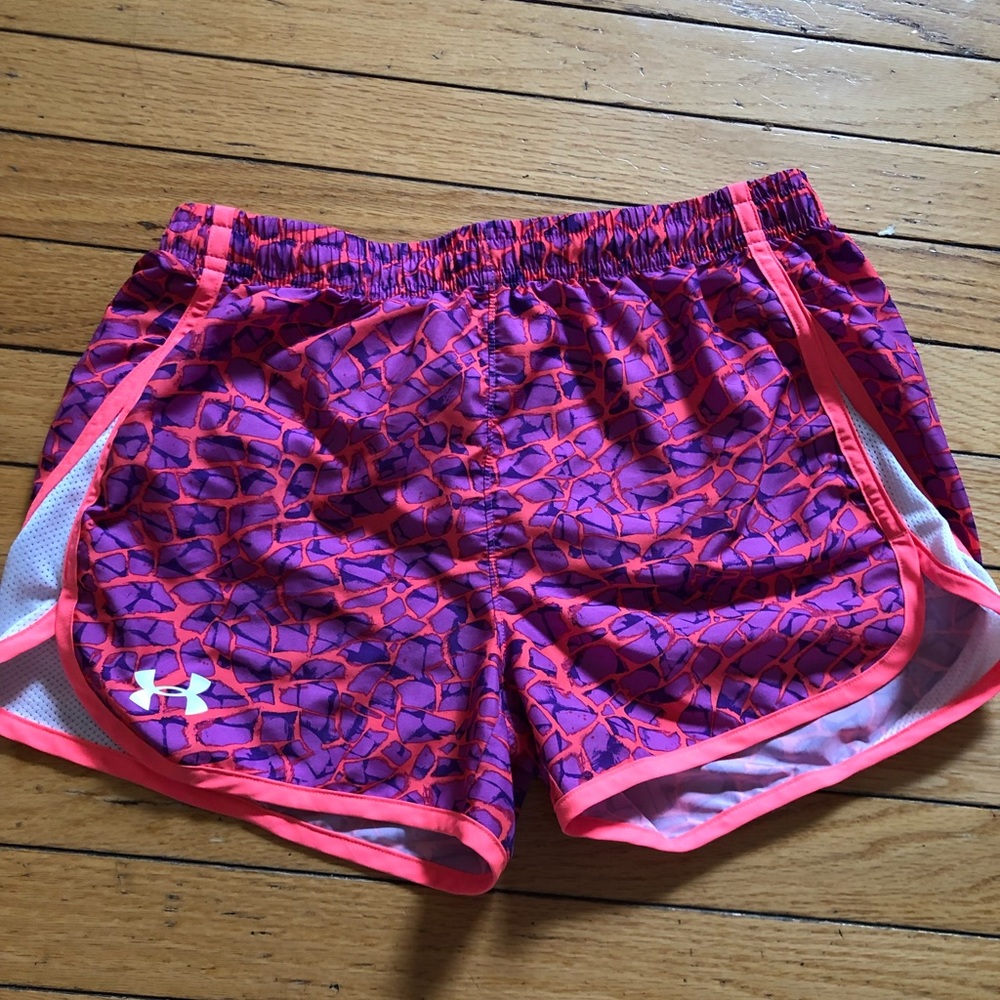 EUC Under Armour girls running shorts.  XL